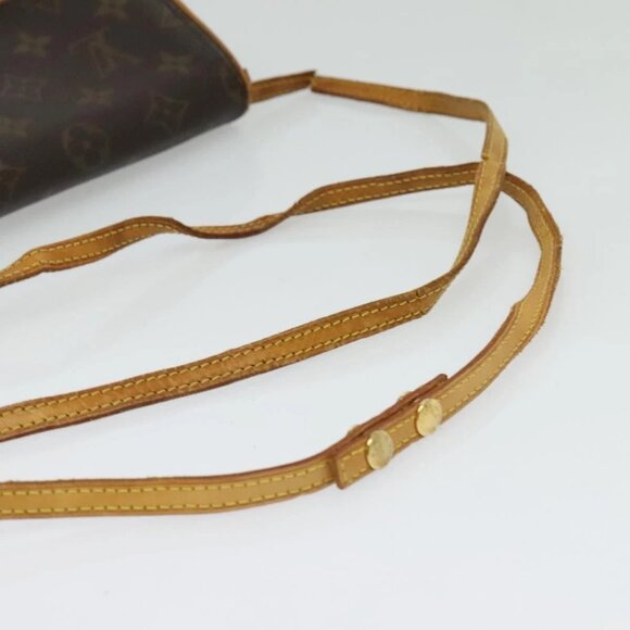 LOUIS VUITTON Monogram Pochette Twin GM Shoulder Bag - Picture 7 of 16